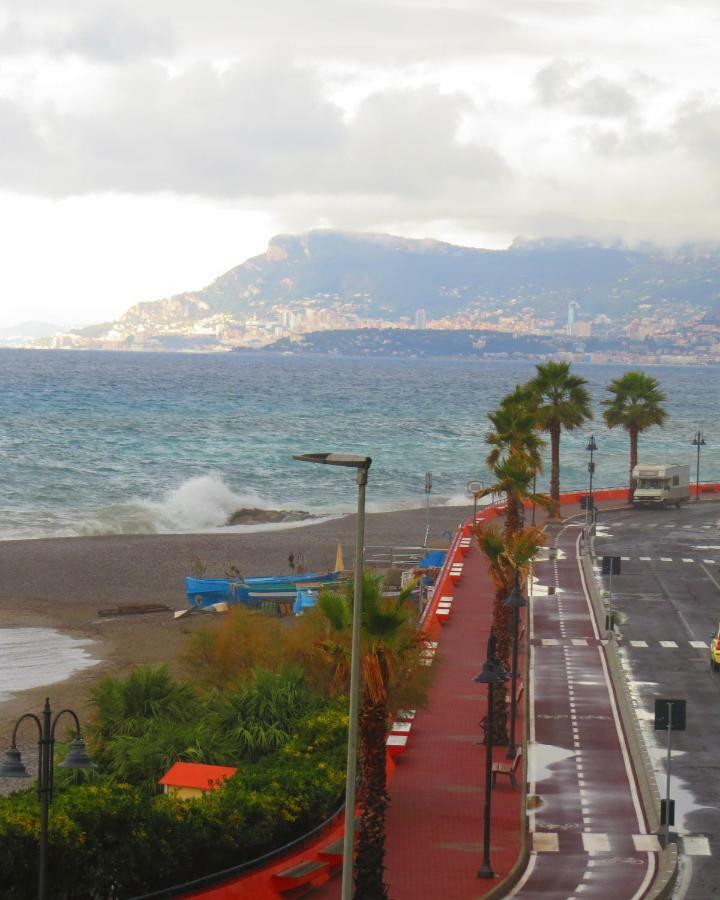 Apartmán Casa Lea Ventimiglia Exteriér fotografie